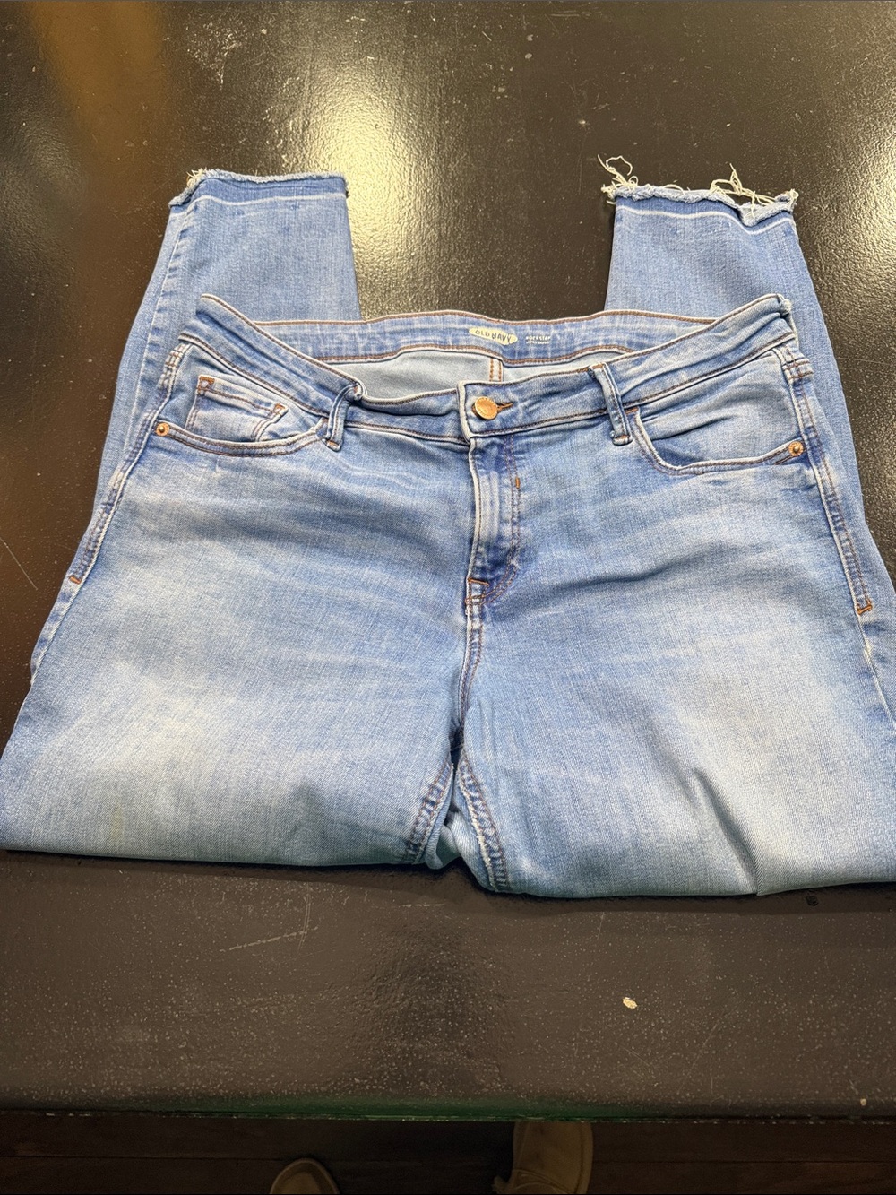 Old Navy Light Blue Ankle Crop Skinny Jeans